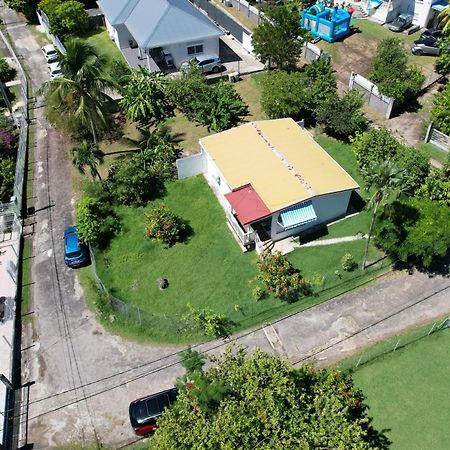 Bungalow Proche Plage Le Gosier  Eksteriør billede